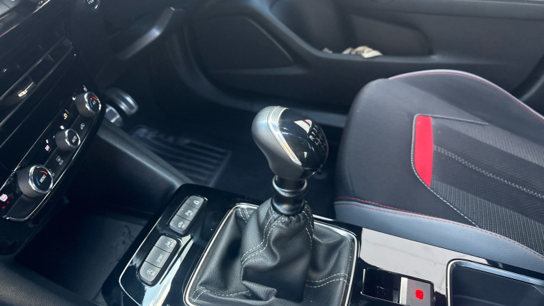 Vauxhall Mokka 1.2 Turbo 100 SRi Nav Premium 5dr Petrol Hatchback